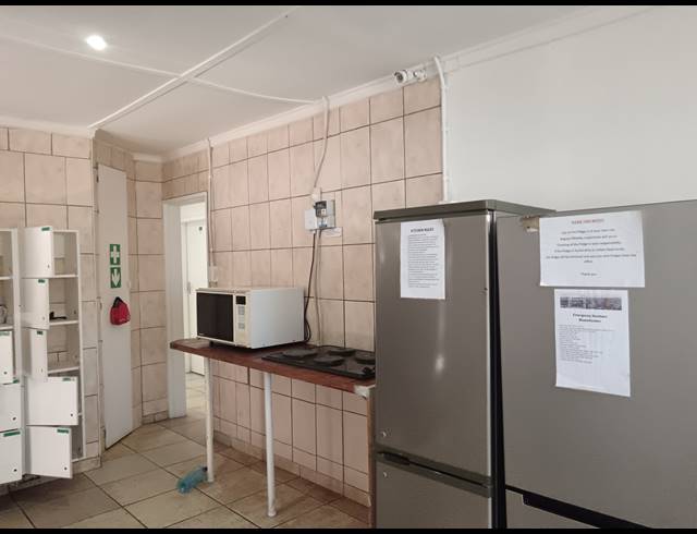 10 BEDROOM HOUSE FOR SALE IN BRANDWAG